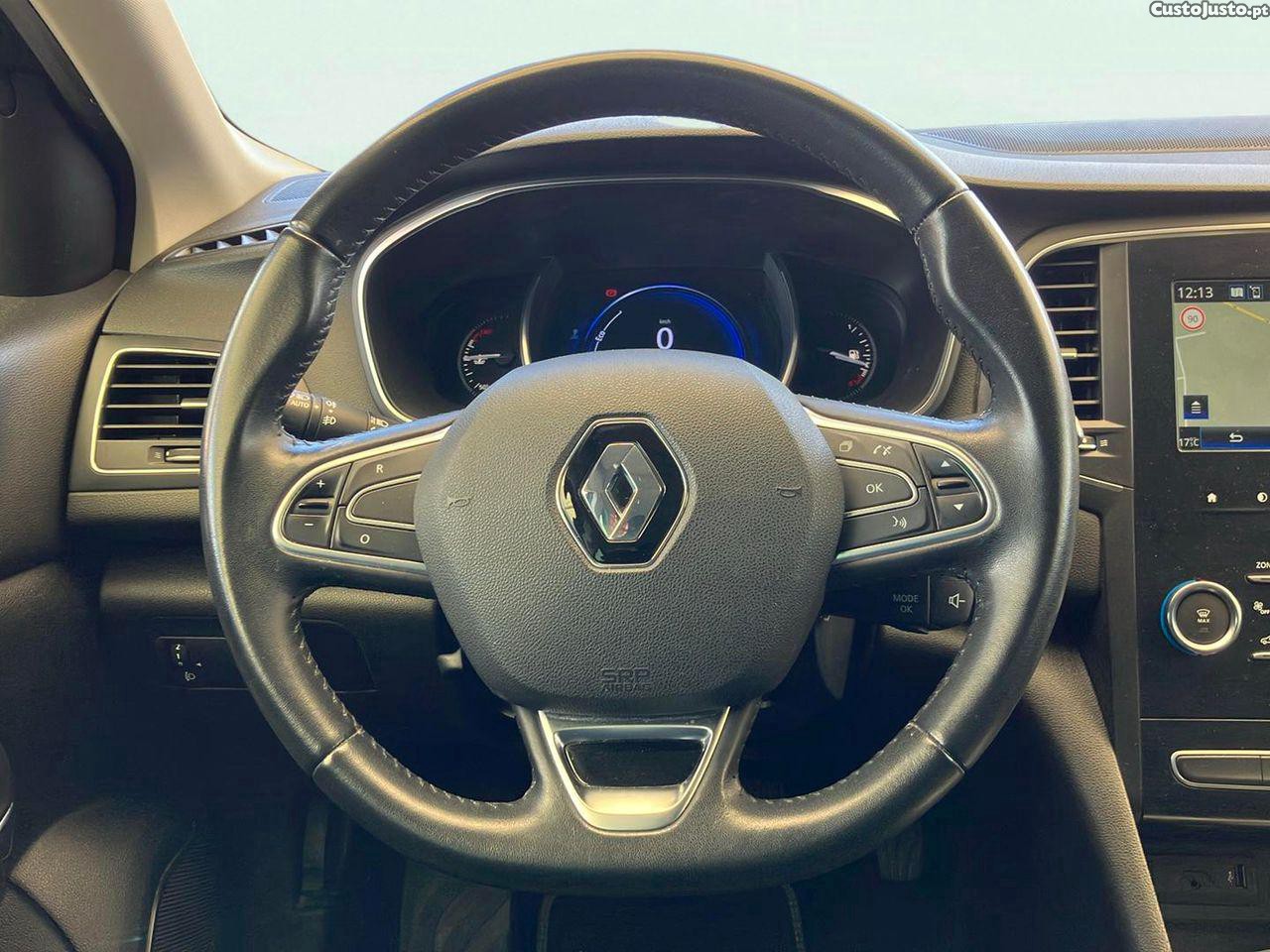 Renault Mégane Sport Tourer 1.3 TCe Limited — fotografia 9