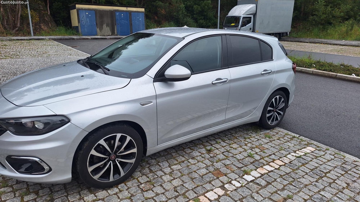 Fiat Tipo 1.3 Multijet 95 cv Lounge Tech — fotografia 4