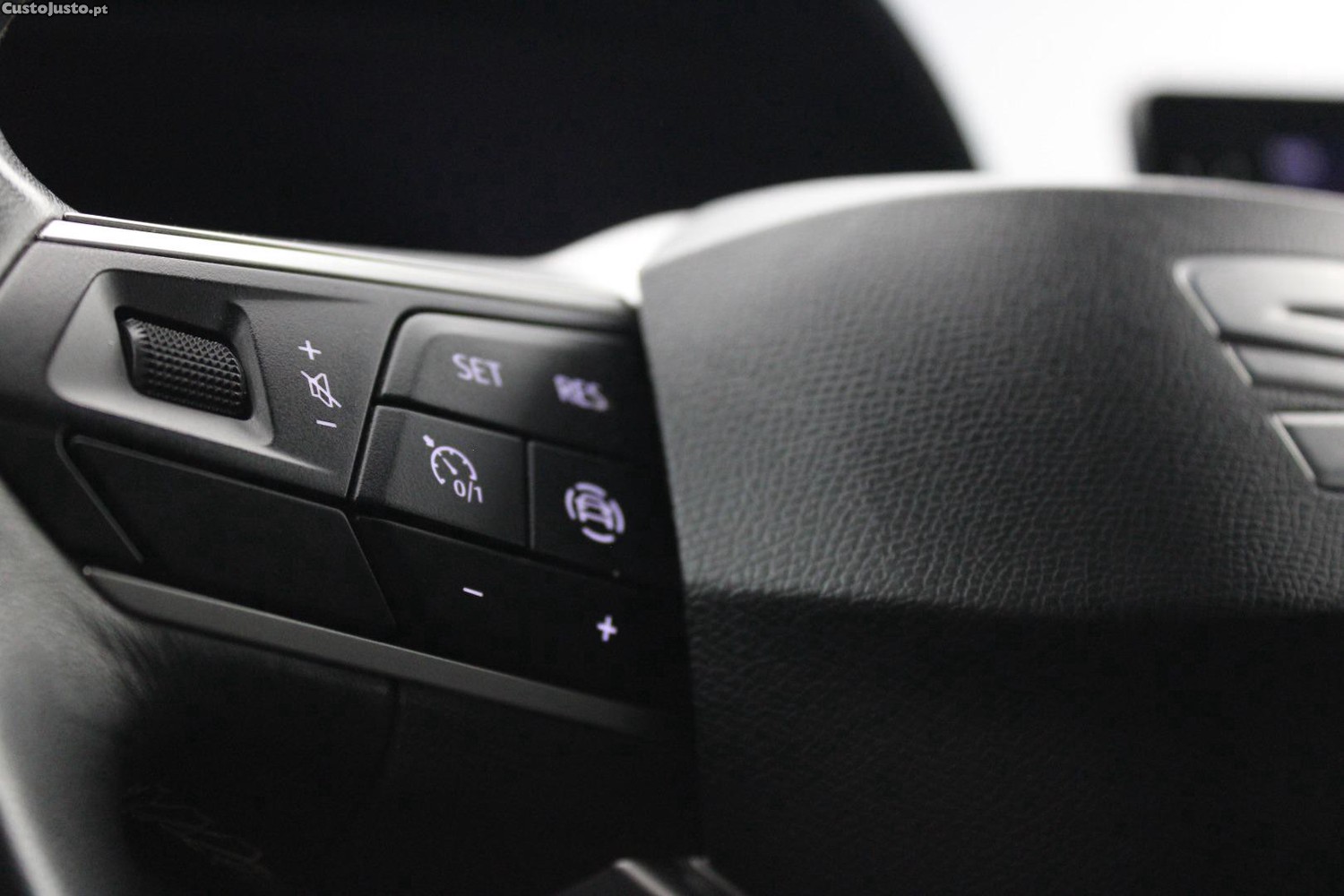 SEAT Leon ST 1.0 TSI STYLE — fotografia 26
