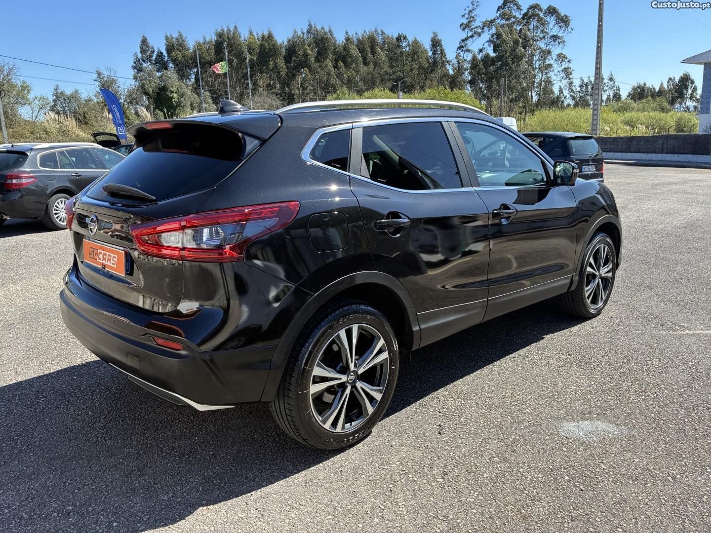 Nissan Qashqai 1.5 dCi Tekna — fotografia 3
