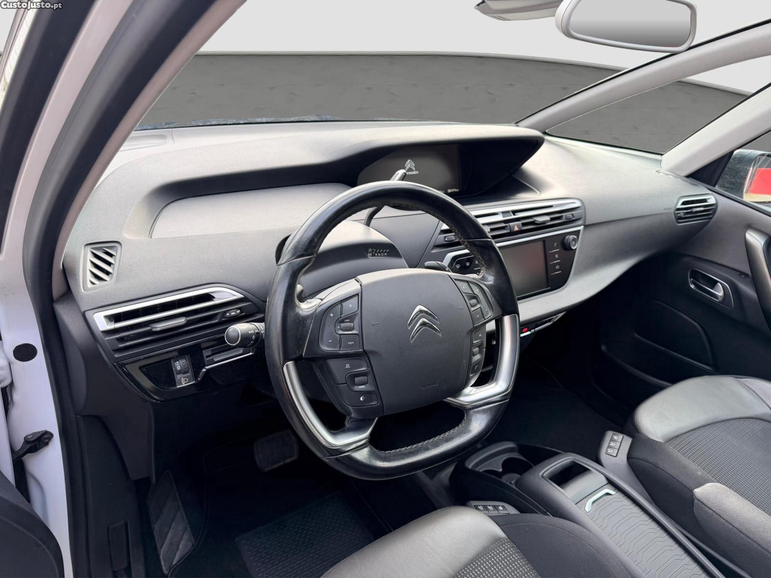 Citroën C4 Spacetourer 1.2 PureTech Shine. — fotografia 13
