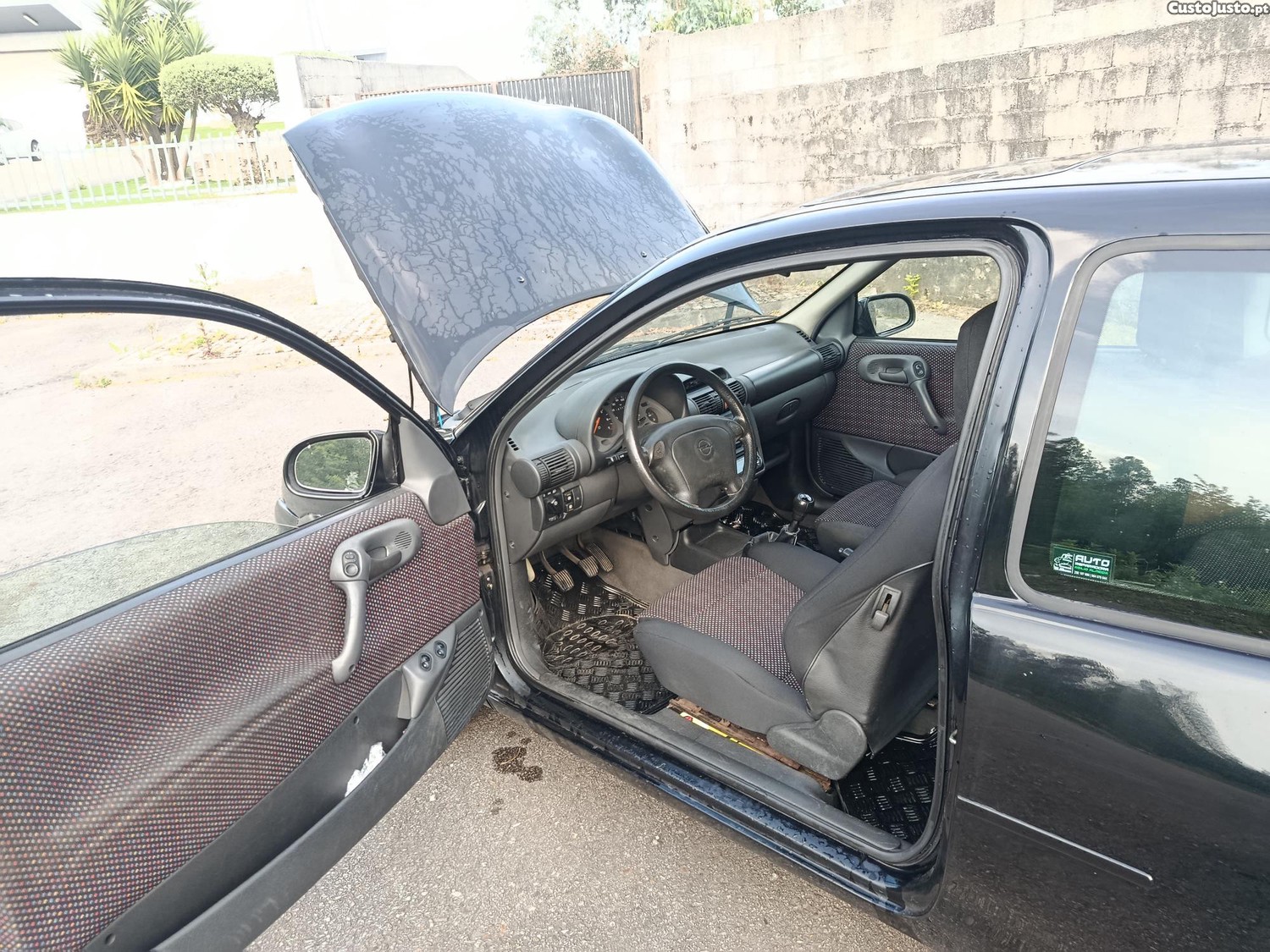 Opel Corsa C — fotografia 5