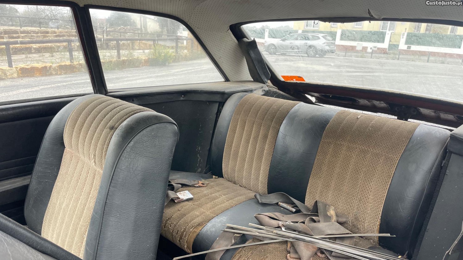 Peugeot 204 Grand Luxe Coupe 1967 — fotografia 3