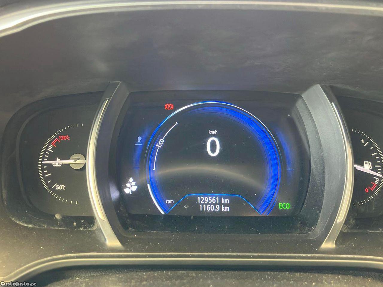 Renault Mégane Sport Tourer 1.3 TCe Limited — fotografia 7