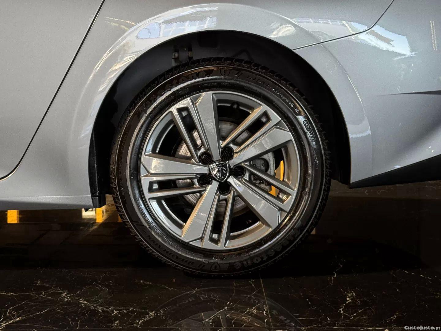 Peugeot 308 1.2 puretech active pack — fotografia 16