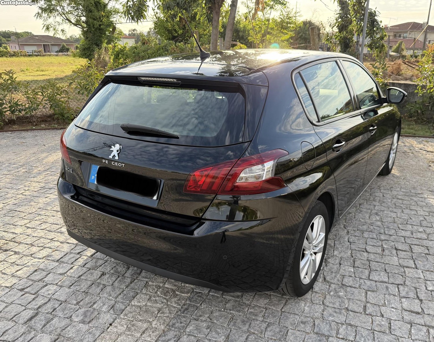 Peugeot 308 1.6HDI 115cv GPS carro bom estado — fotografia 9