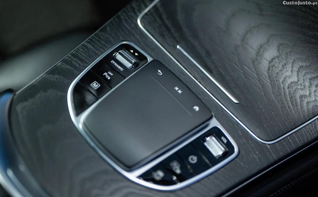 Mercedes-Benz GLC 300 300 E 4Matic — fotografia 6