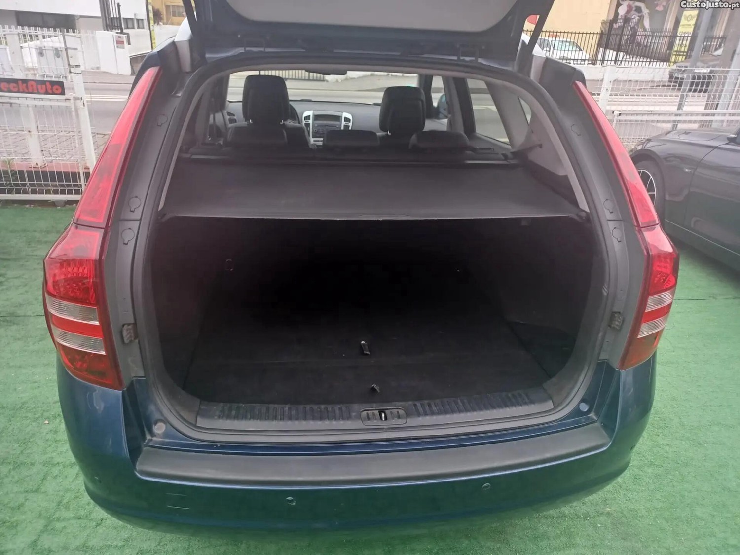 Kia Ceed 1.4 CVVT EX ISG — fotografia 15