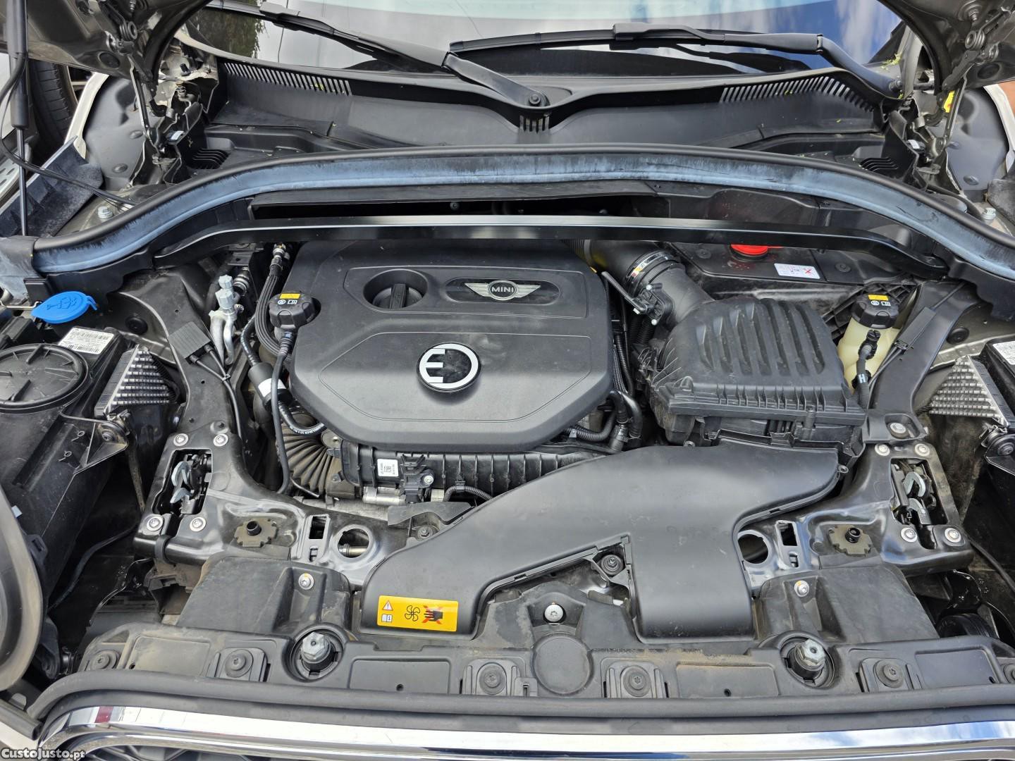 MINI Countryman Cooper SE ALL4 Auto — fotografia 5