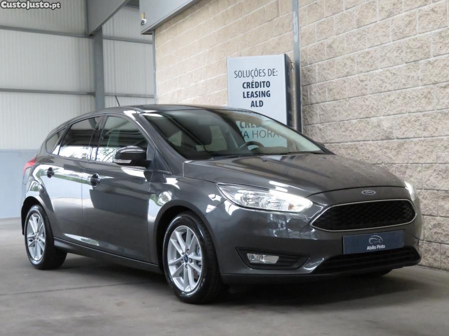 Ford Focus 1.5 TDCi Trend+ — fotografia 2
