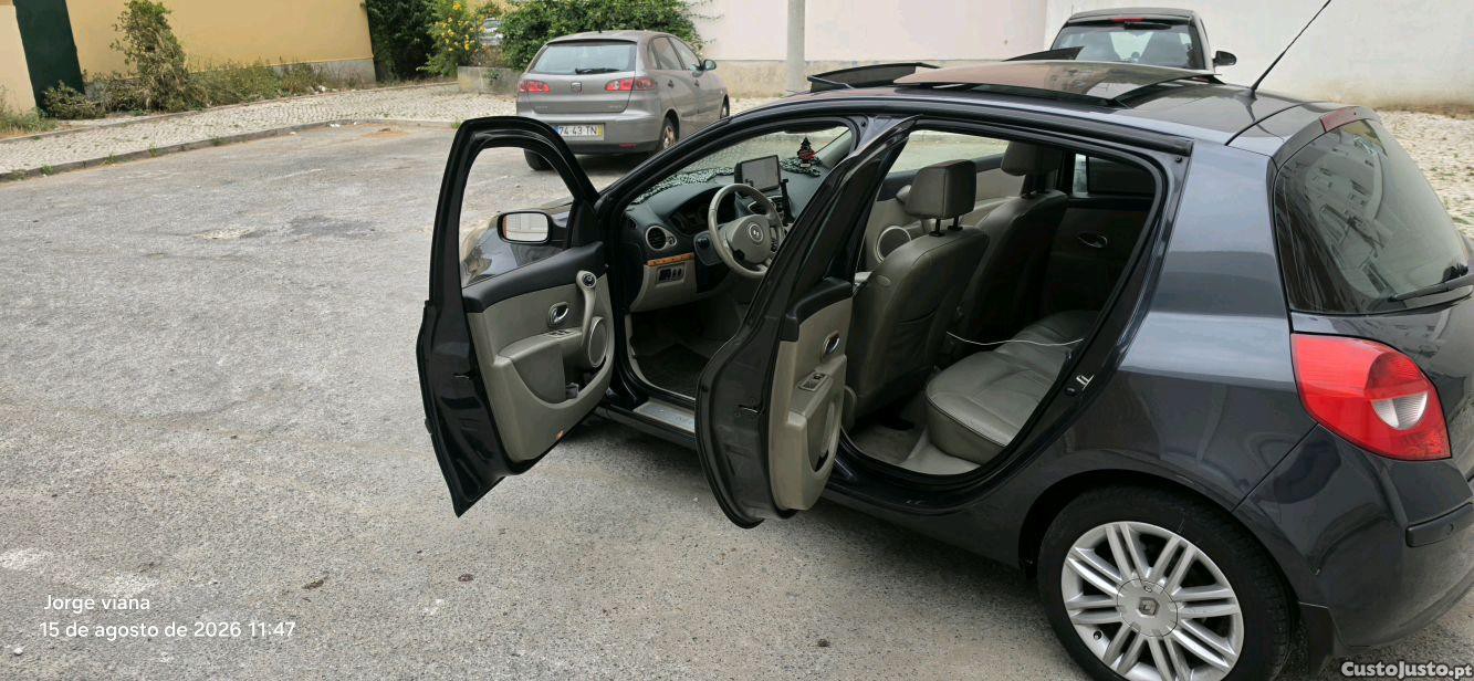 Renault Clio inicial — fotografia 3