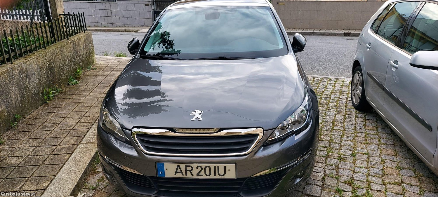 Peugeot 308 1.6 BlueHDi Style — fotografia 2