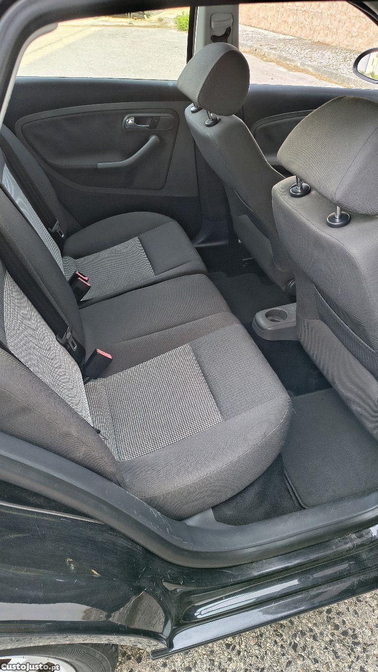 Seat Ibiza 1,2 HTP 70Cv — photo 5