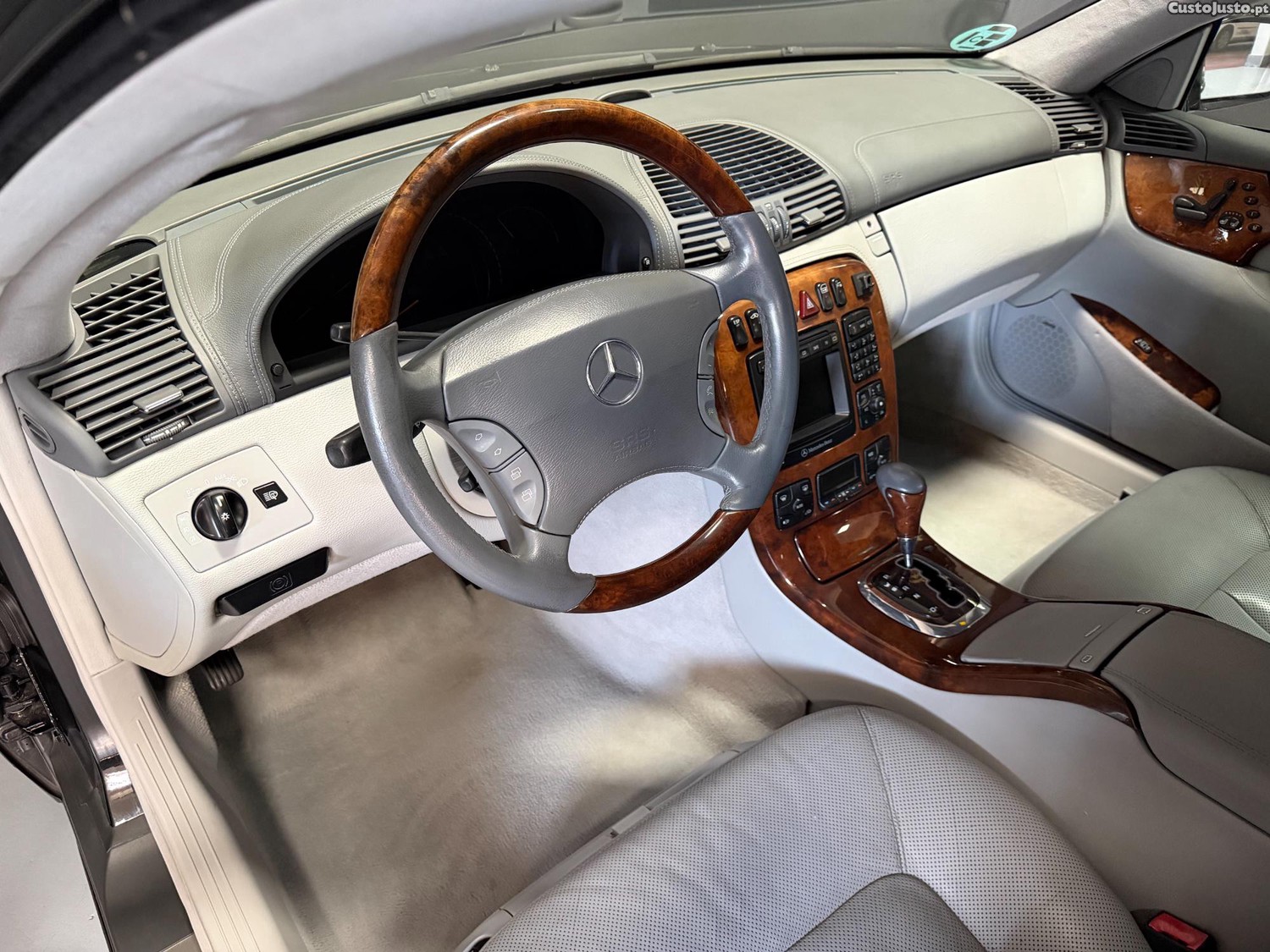 Mercedes-Benz Classe CL . — fotografia 9