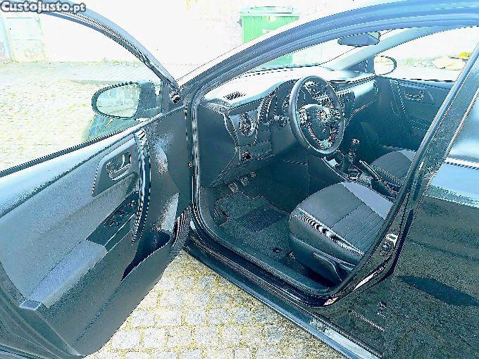 Toyota Auris SPORTS TOURING 1.4 D-4D ÚNICO DONO NACIONAL — fotografia 5