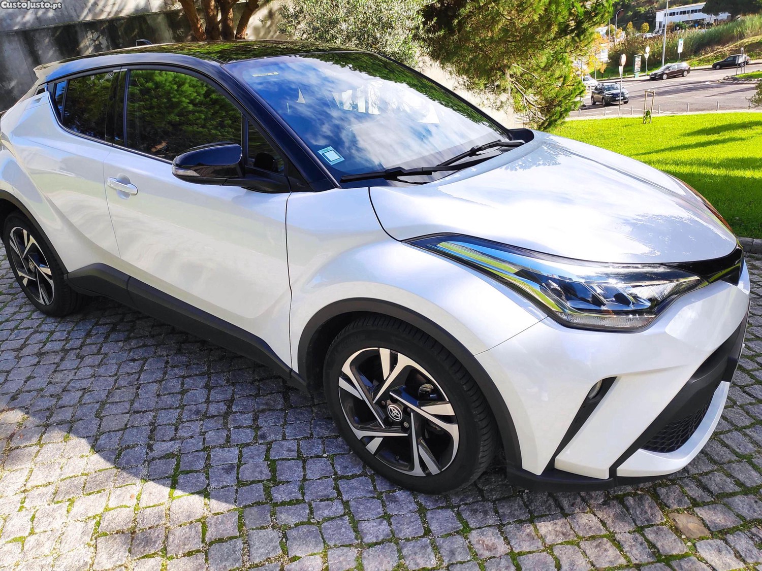 Toyota C-HR 1.8 Hybrid Square Collection — fotografia 6