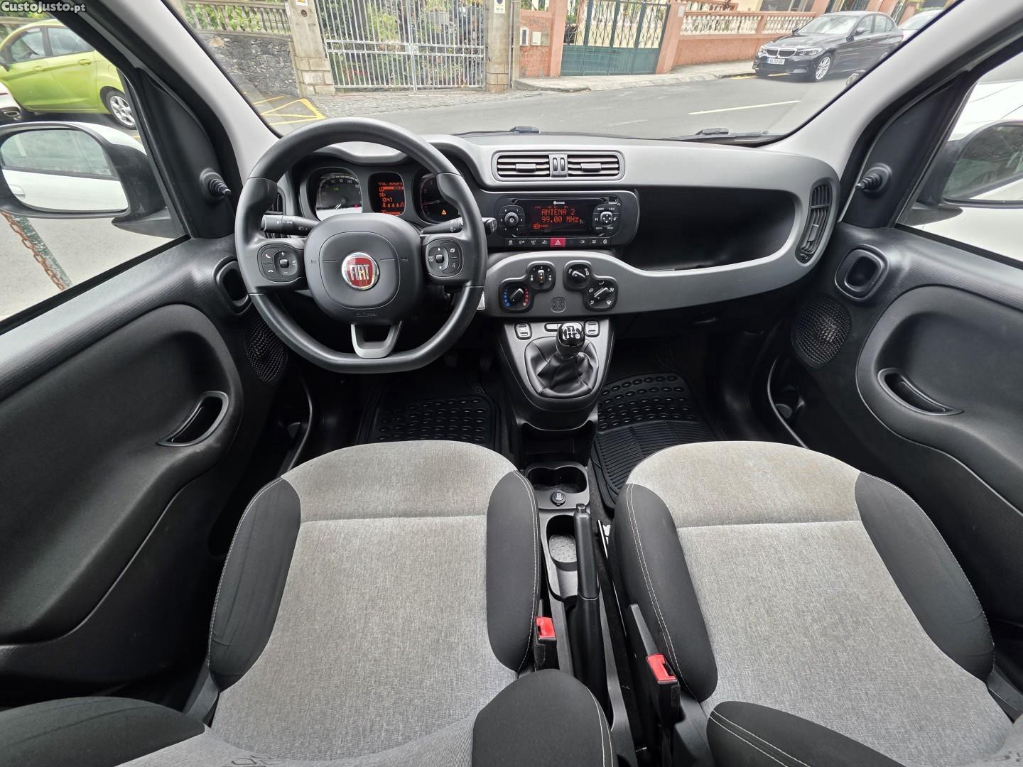 Fiat Panda 1.2 Lounge — fotografia 11