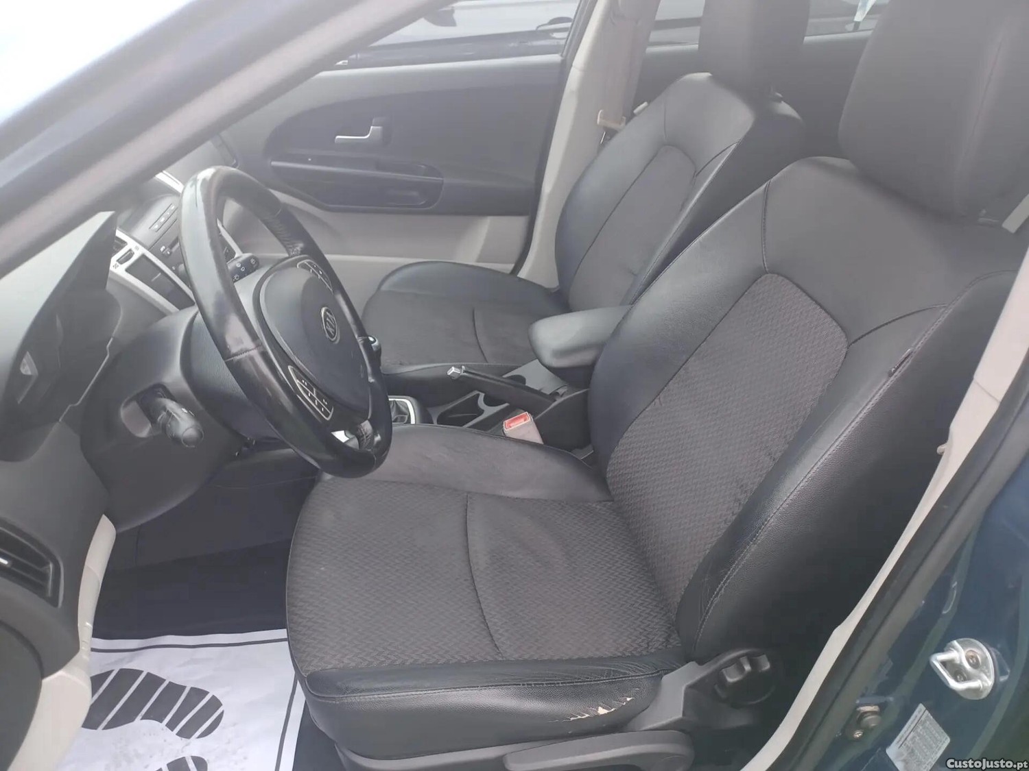 Kia Ceed 1.4 CVVT EX ISG — fotografia 8