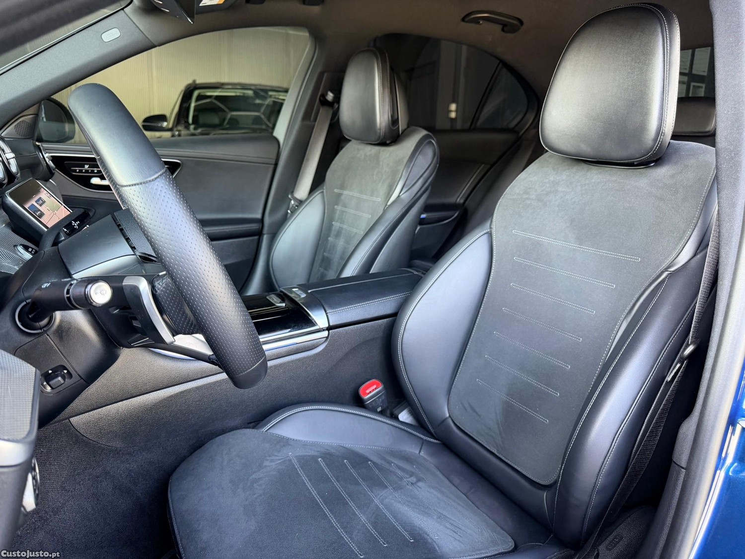Mercedes-Benz C 300 e AMG Line — fotografia 14