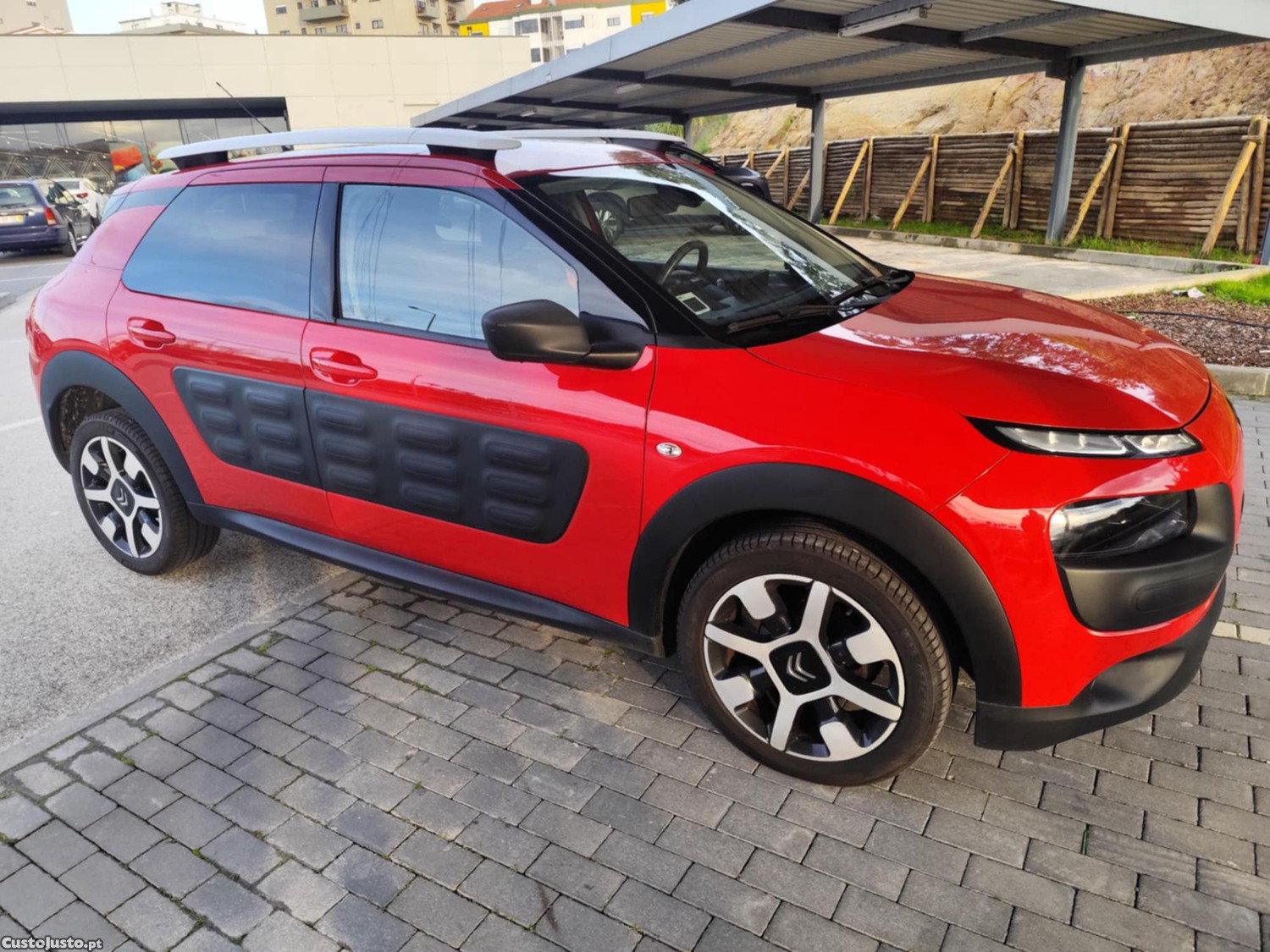 Citroën C4 CACTUS 1.6 DIESEL — fotografia 10