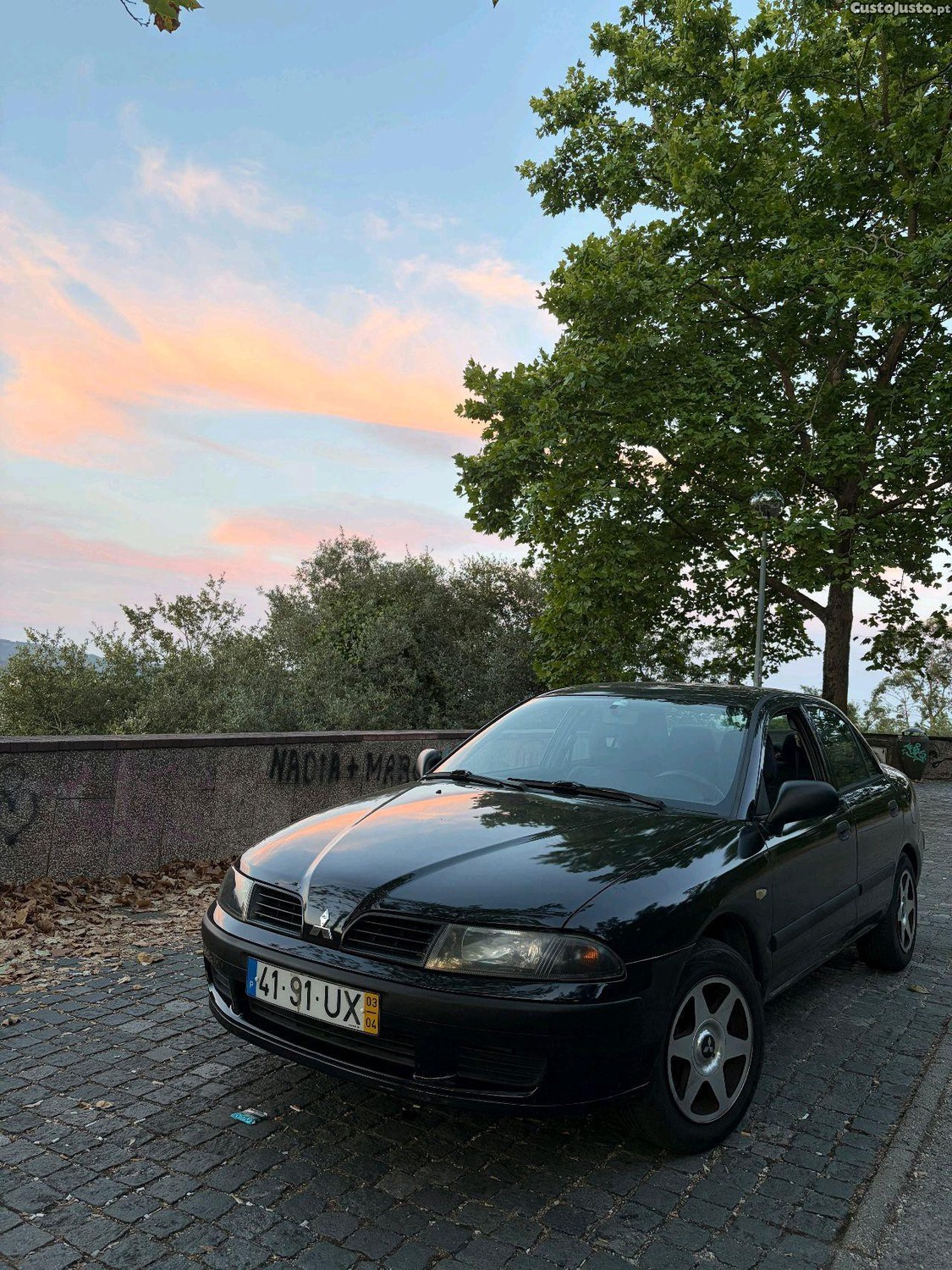 Mitsubishi Carisma 1.3 90cv — fotografia 2
