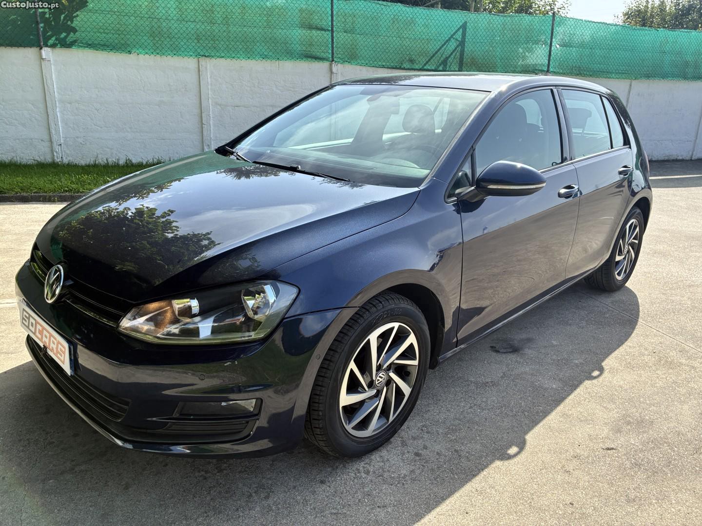 Volkswagen Golf 1.6 TDI 4Motion BlueMotion Comfortline — fotografia 2