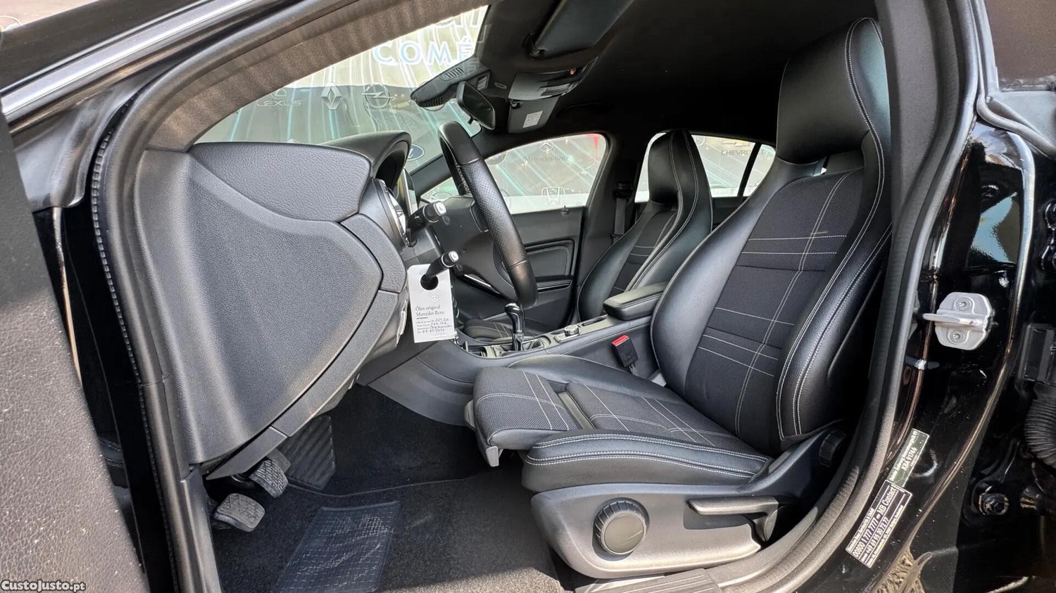 Mercedes-Benz CLA 200 d Shooting Brake Urban — fotografia 12
