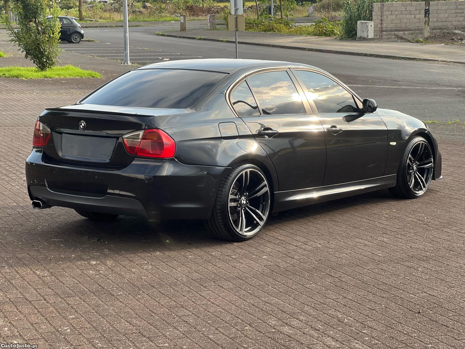 BMW 320 D 2.0 Gasóleo — fotografia 6