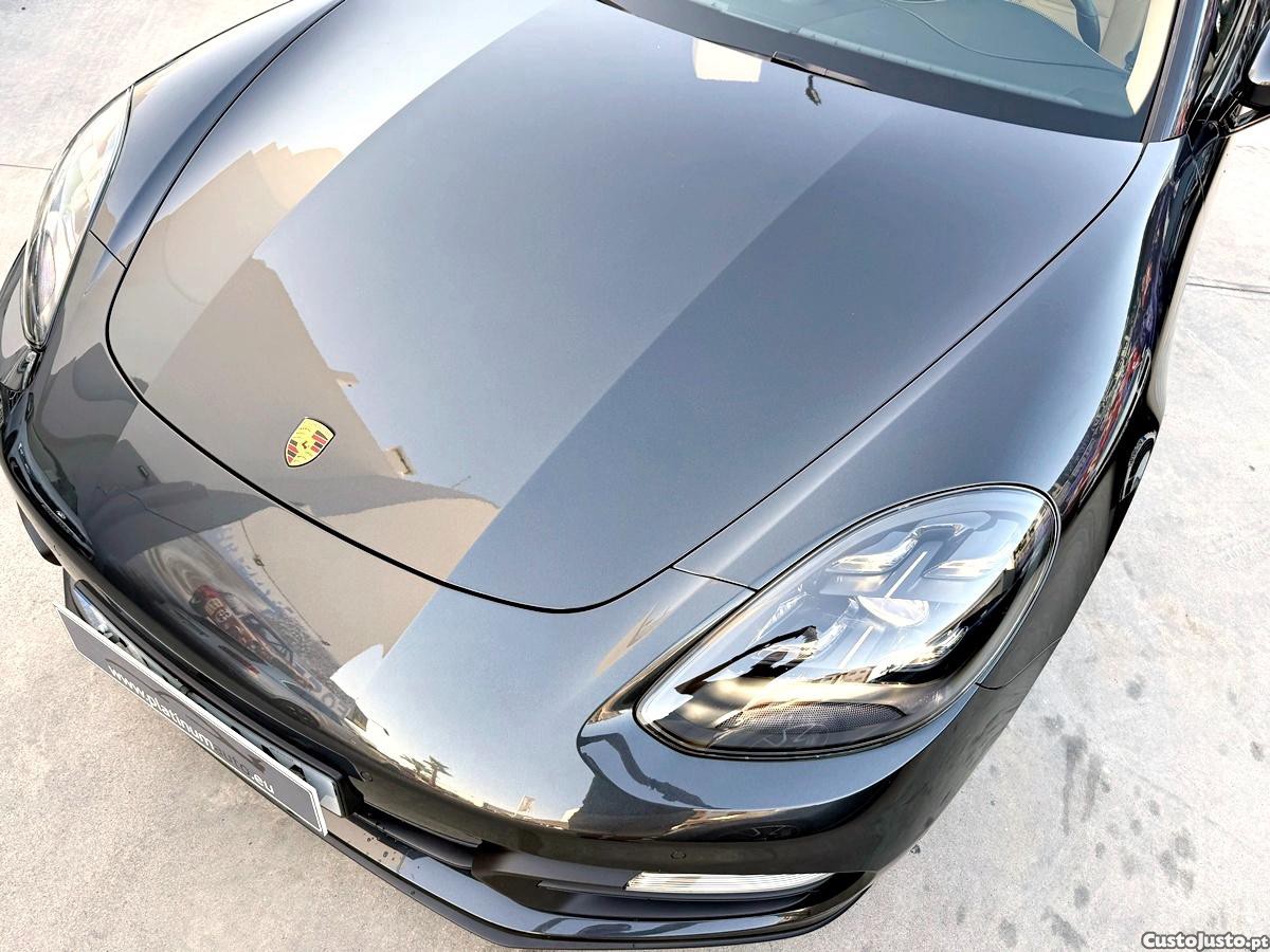 Porsche Panamera 4 E-Hybrid Platinum Edition — fotografia 3