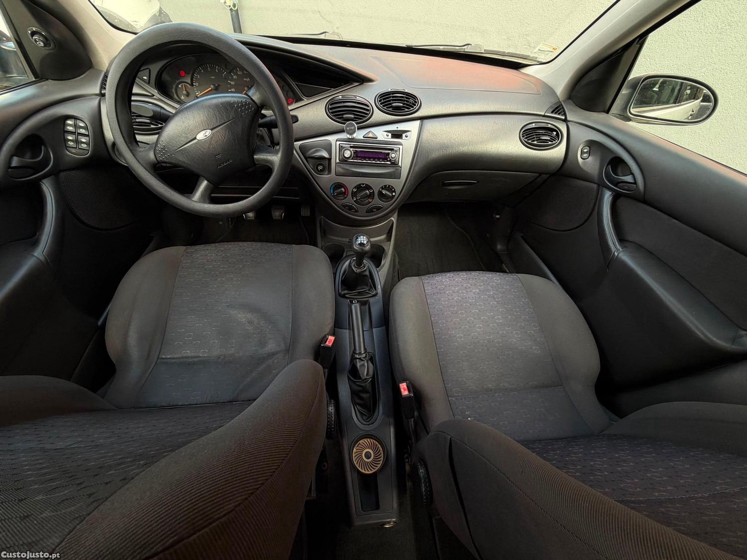 Ford Focus SW 1.4 Comfort — fotografia 4