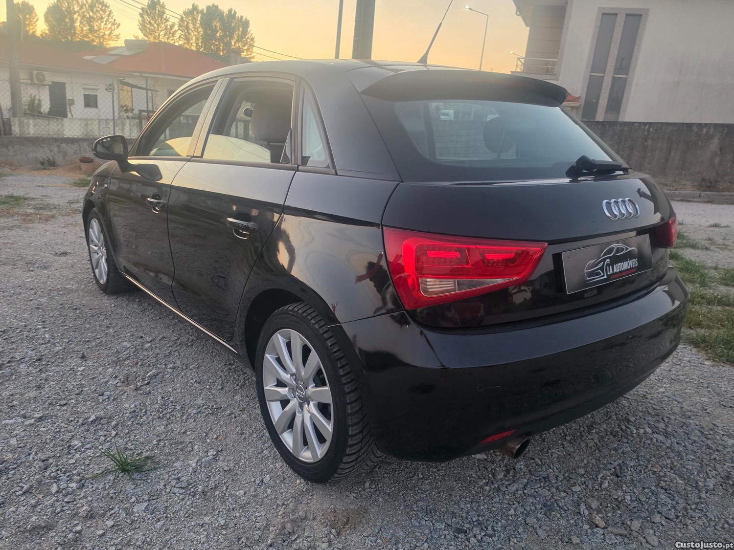 Audi A1 1.6 TDIS line5 portas muito novo — fotografia 10