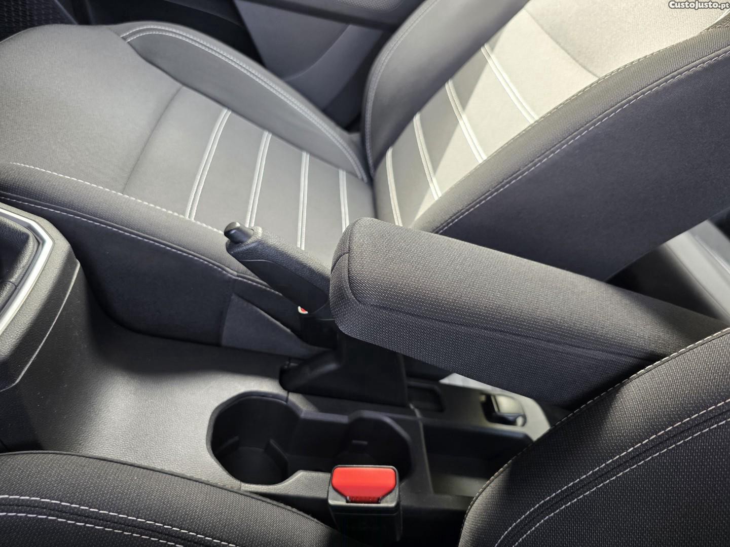 Dacia Sandero 1.0 TCe Comfort — fotografia 9