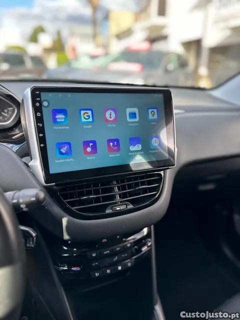 Peugeot 208 1.4 HDi (2012-2015) — fotografia 6