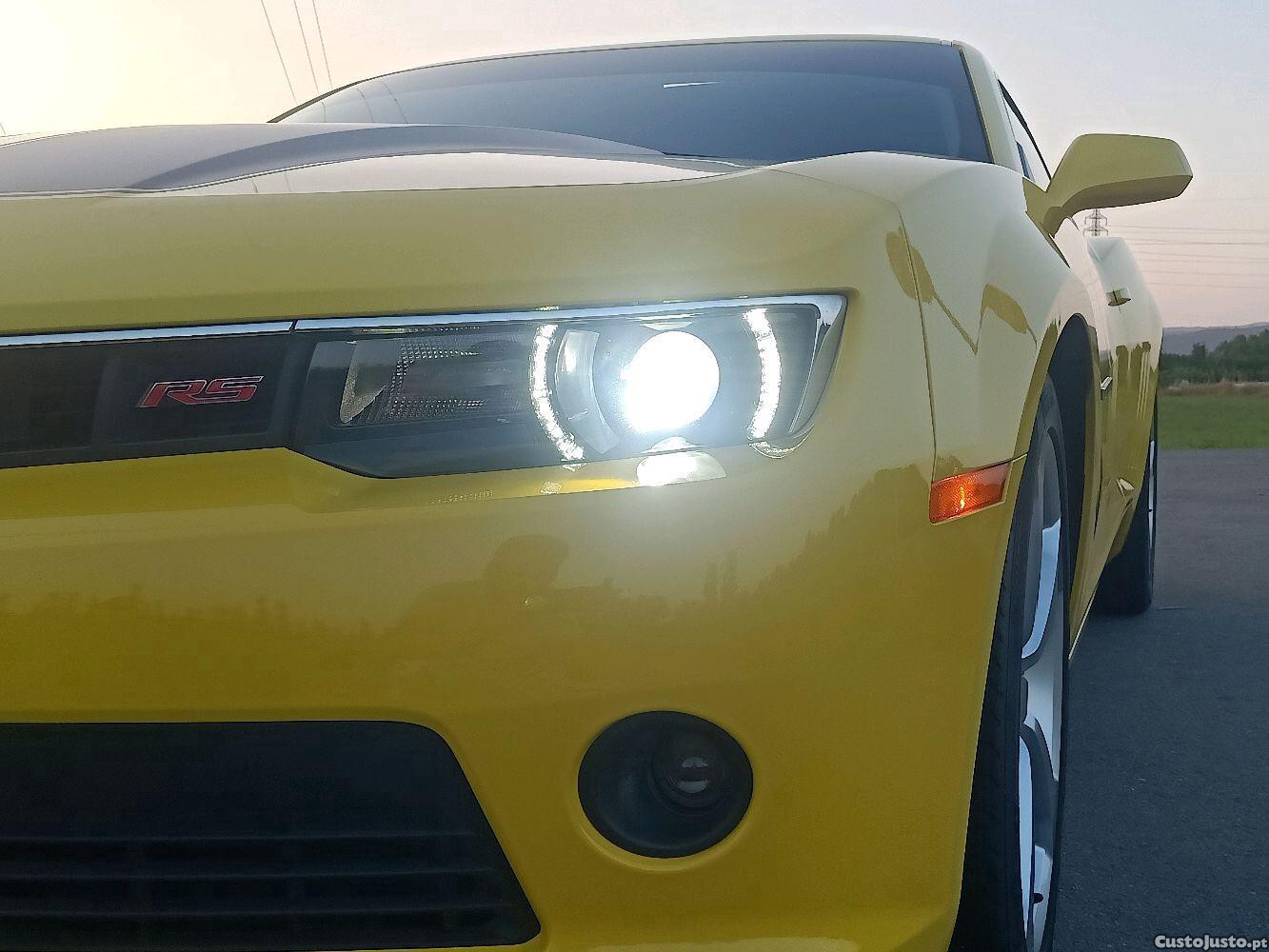 Chevrolet Camaro bumblebee — fotografia 3