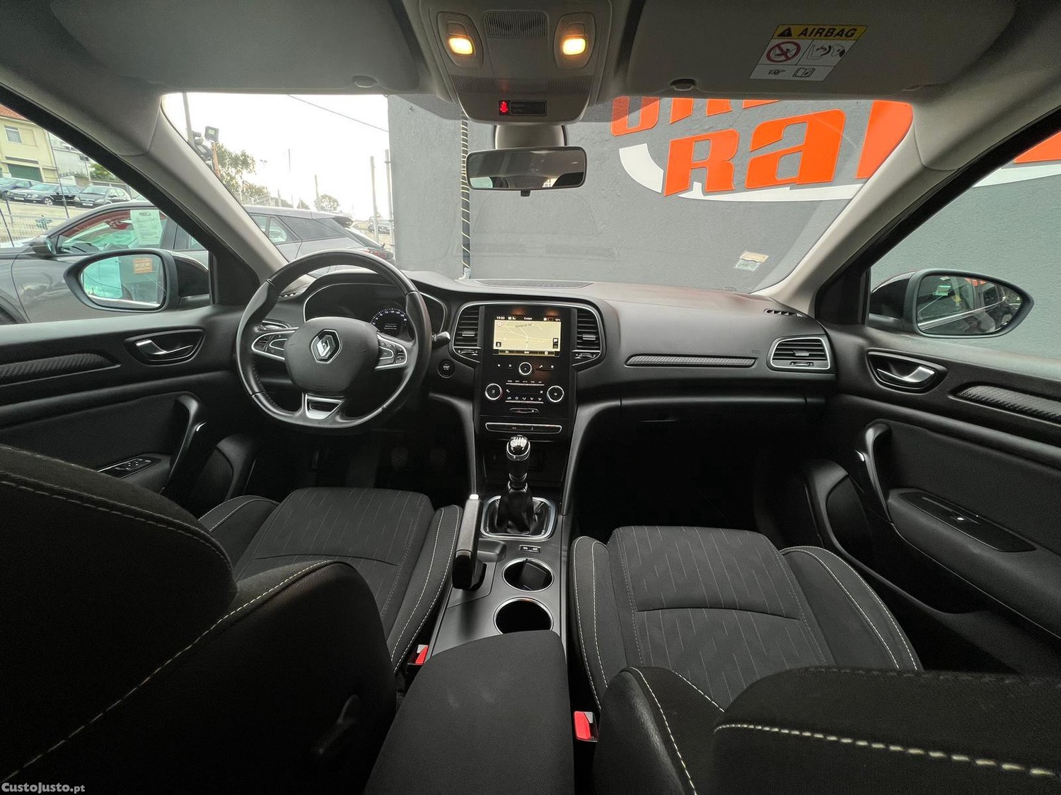 Renault Mégane Sport Tourer 1.5 Blue dCi Limited — fotografia 13