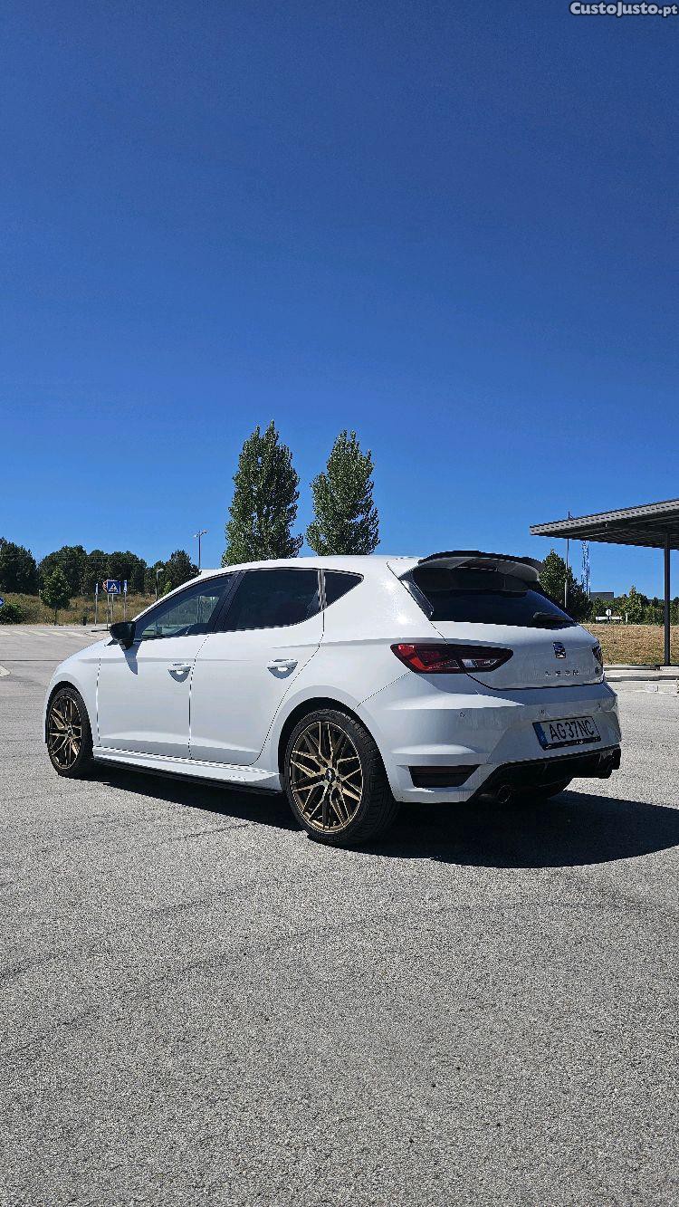 SEAT Leon 5f — fotografia 8