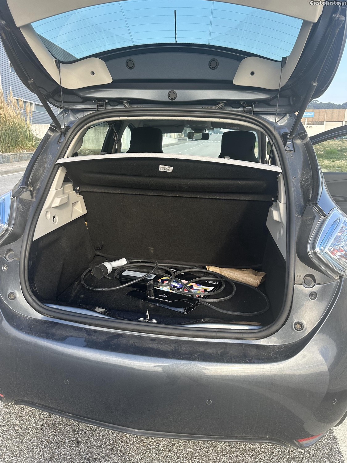 Renault Zoe R100 limited boss edition- baterias próprias — fotografia 6