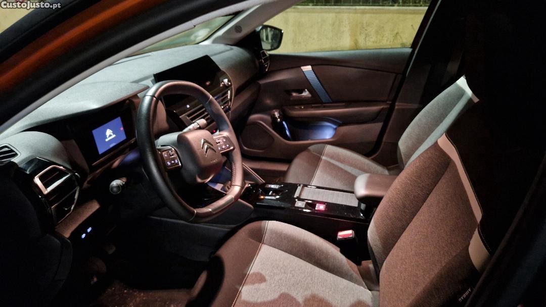 Citroën e-C4 Feel 136 — fotografia 5