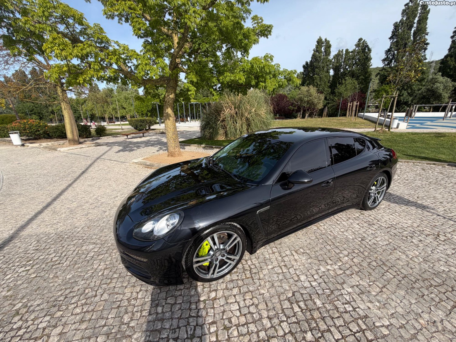 Porsche Panamera S HYBRID — fotografia 12