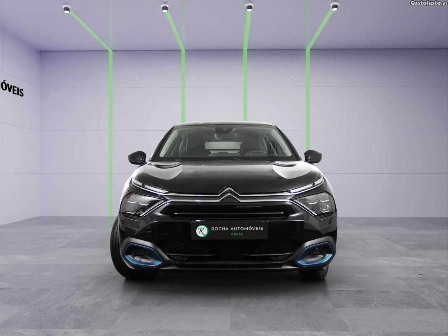 Citroën e-C4 50 kWh Shine Pack — fotografia 12