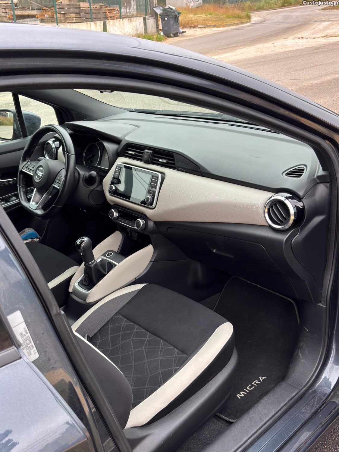 Nissan Micra 1.0 — fotografia 4