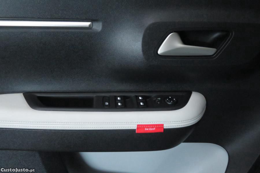 Citroën C3 1.2 Turbo You Pack P — fotografia 14
