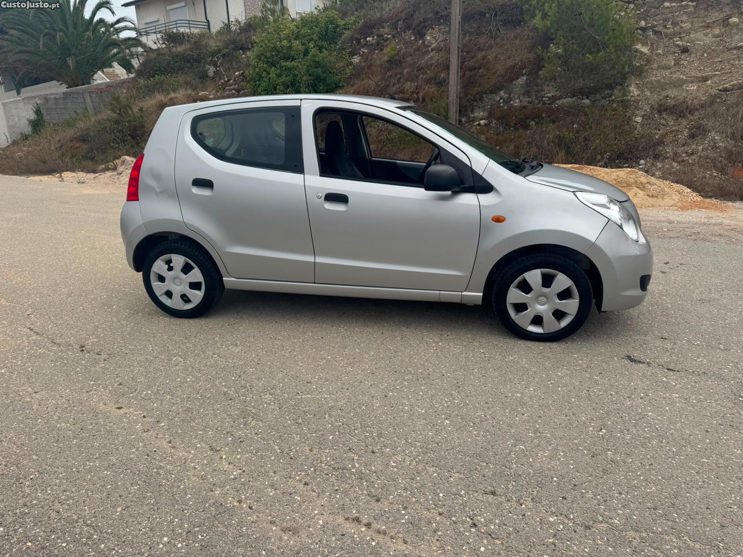 Suzuki Alto top — fotografia 4