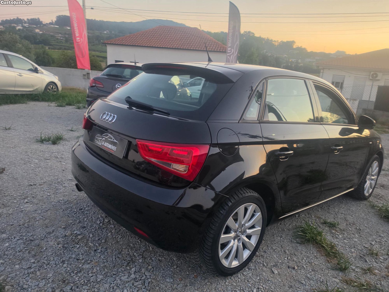 Audi A1 1.6 TDIS line5 portas muito novo — fotografia 9