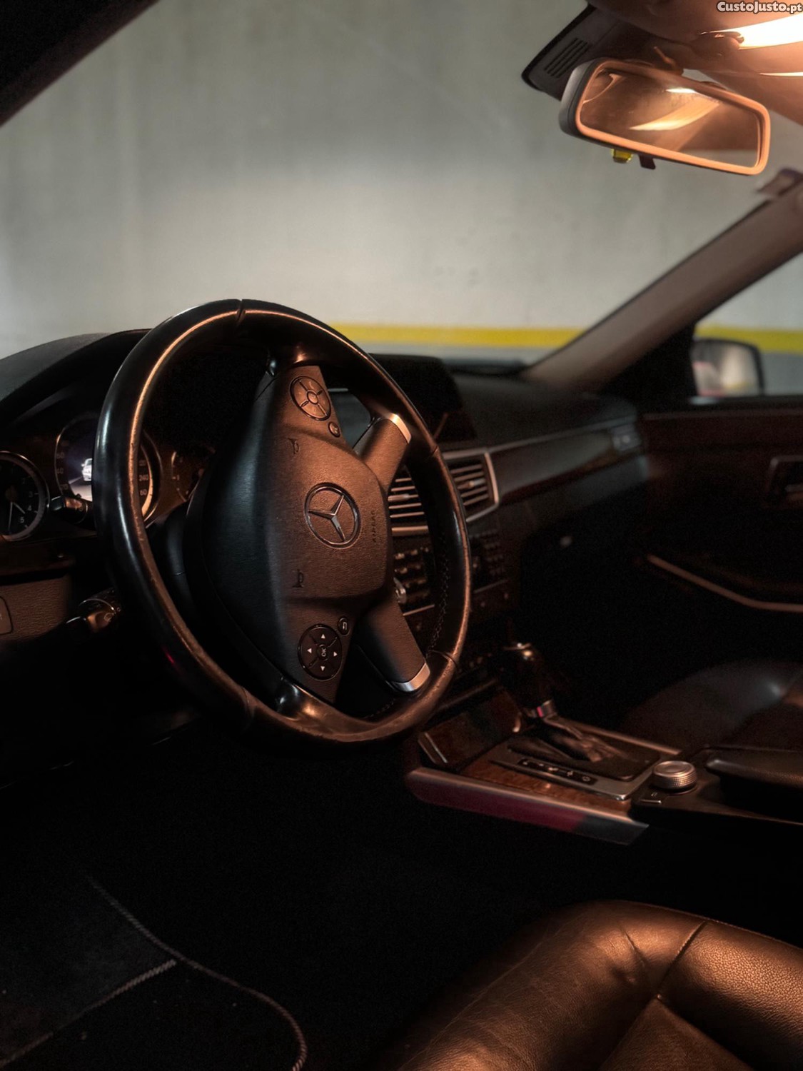 Mercedes-Benz E 220 CDI — fotografia 6