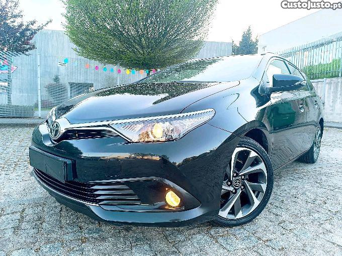 Toyota Auris SPORTS TOURING 1.4 D-4D ÚNICO DONO NACIONAL — fotografia 12