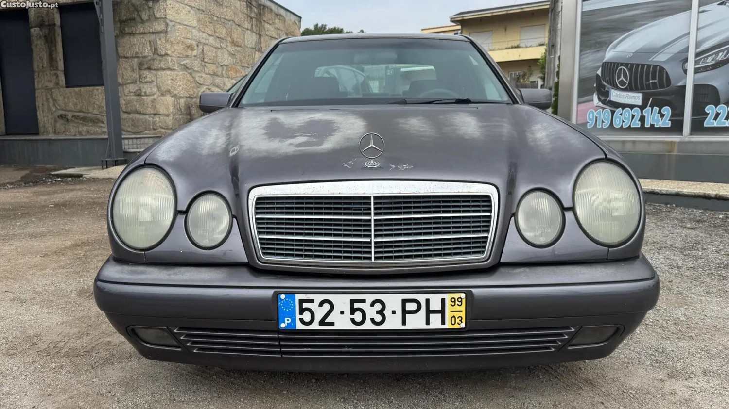 Mercedes-Benz E 220 CDI Classic — fotografia 18