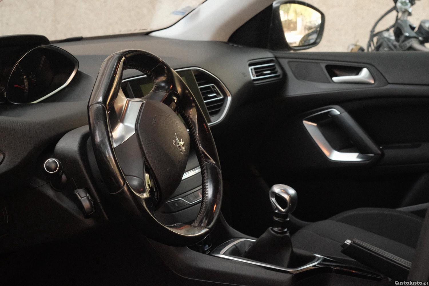 Peugeot 308 SW Business — fotografia 4
