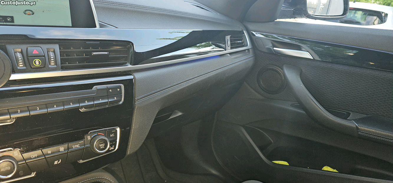 BMW X2 16d sDrive Auto Pack M — fotografia 3