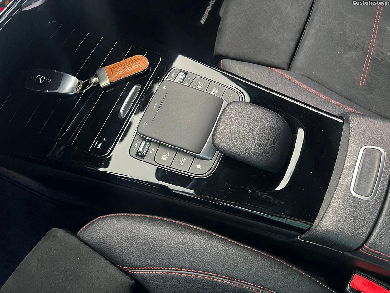 Mercedes-Benz A 250 e AMG Line — fotografia 9